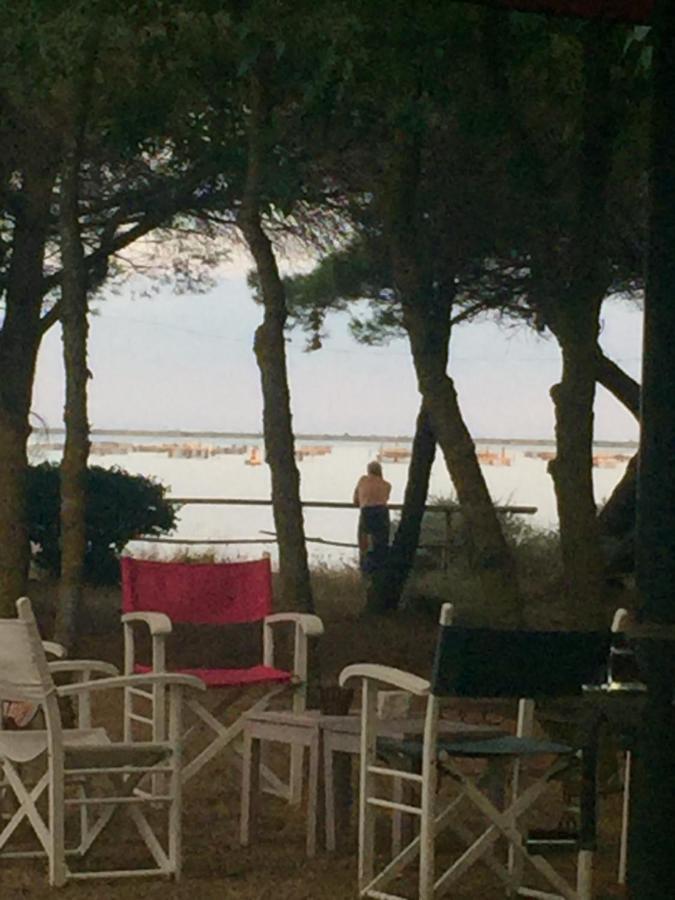 Au Bord De Thau Bed & Breakfast Marseillan  Eksteriør bilde