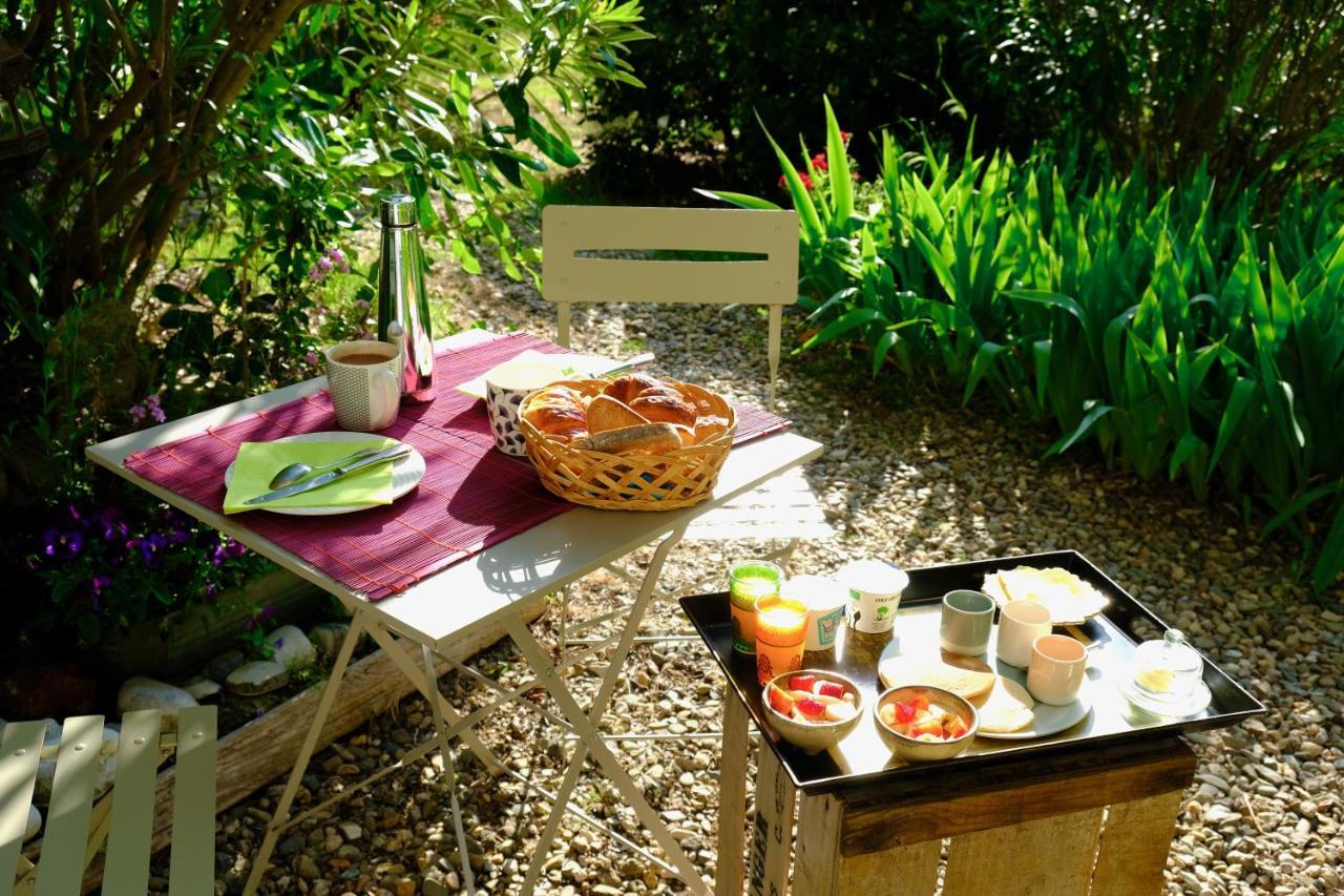 Au Bord De Thau Bed & Breakfast Marseillan  Eksteriør bilde