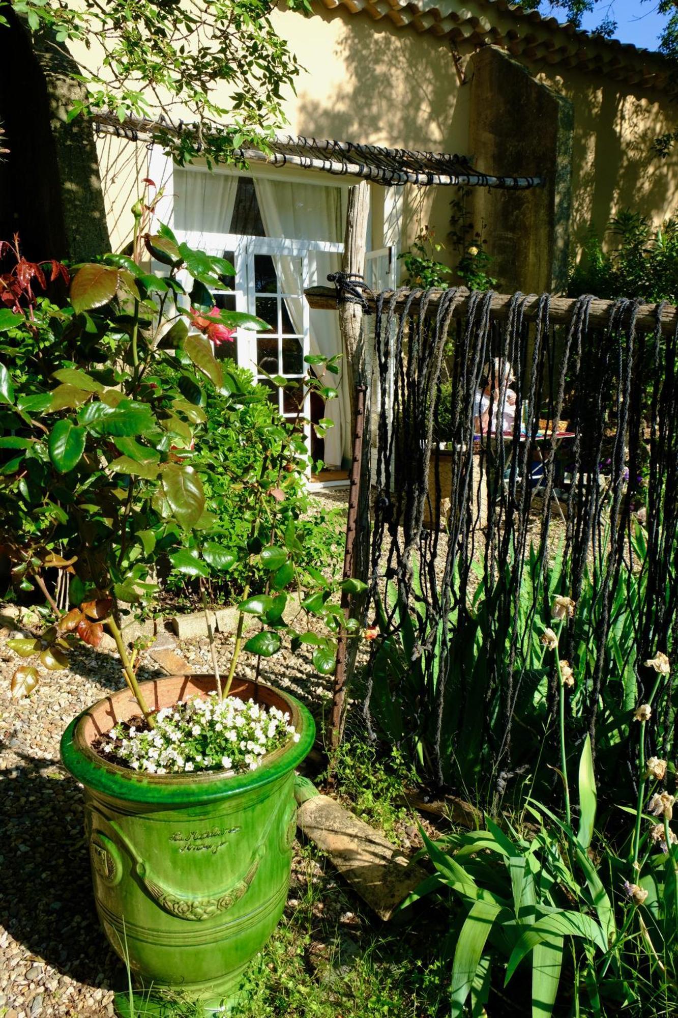 Au Bord De Thau Bed & Breakfast Marseillan  Eksteriør bilde